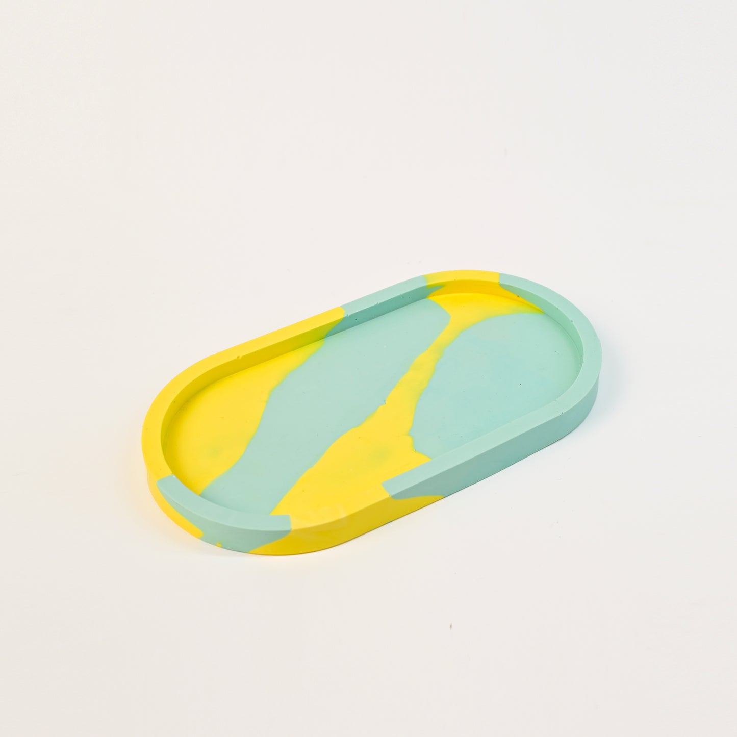 18cm Artistic Handmade Oval Tray
