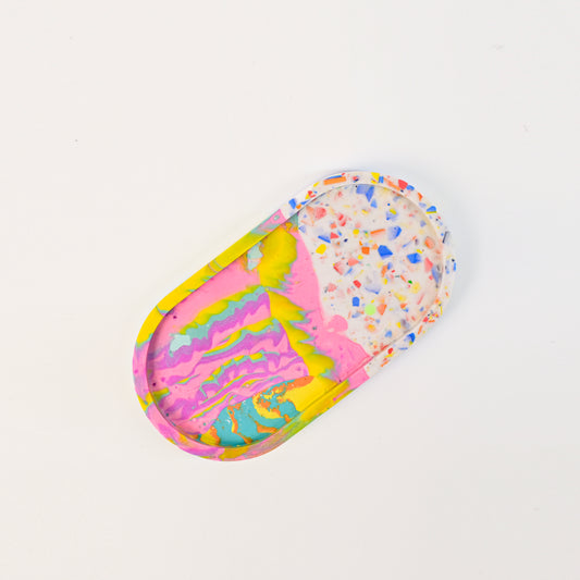 18cm Artistic Handmade Oval Tray